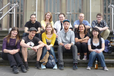 Gruppe von Redakteurinnen und Readkteuren der Campusradios Mainz und Trier
