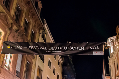 Ein Banner des Filmz Festivals.