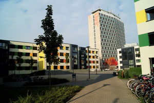 Die Wohnheime Inter II und Inter I auf dem Campus der Uni Mainz.